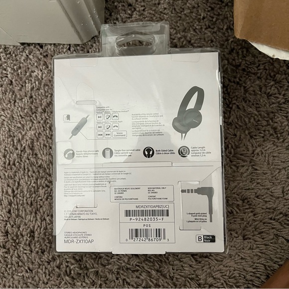 Sony ZX Series Wired On Ear Headphones with Mic - Picture 2 of 2